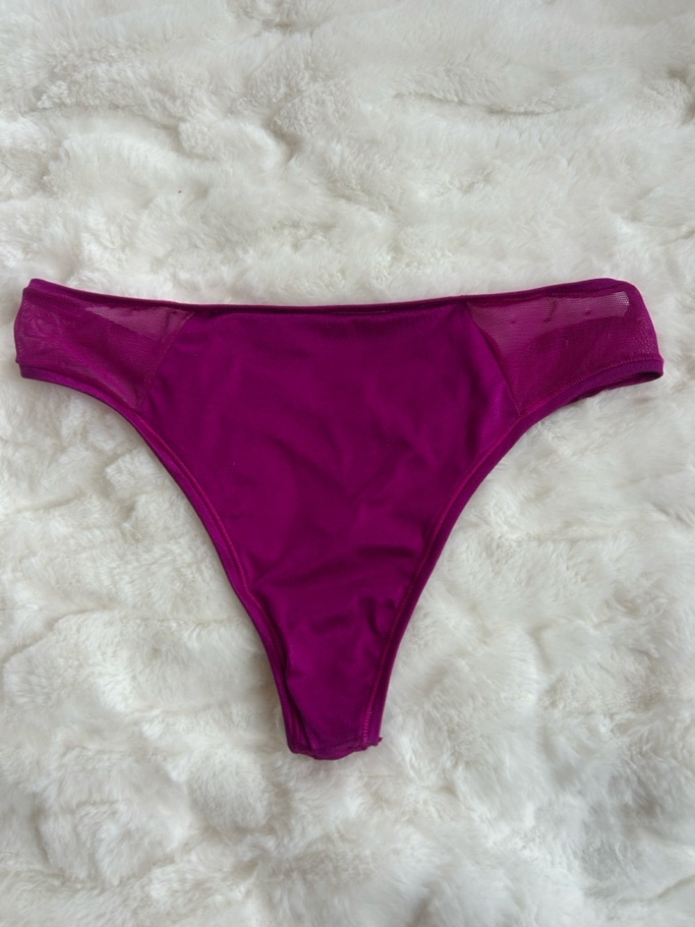 2013 Vintage Victoria's Secret Second Skin Satin Thong Panty M